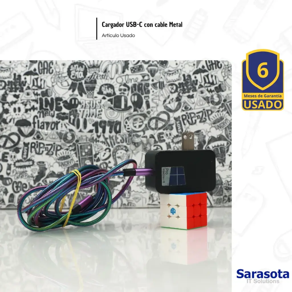 Outlet Cargador USB-C con cable Metal